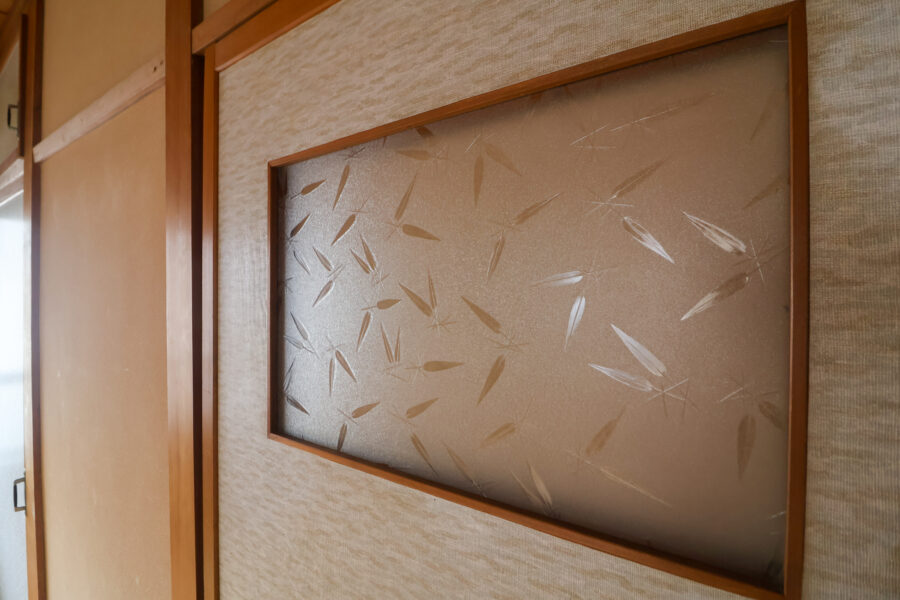 商店街路地裏、気分屋の非公式警備員が付いてる池ノ内町テナント。